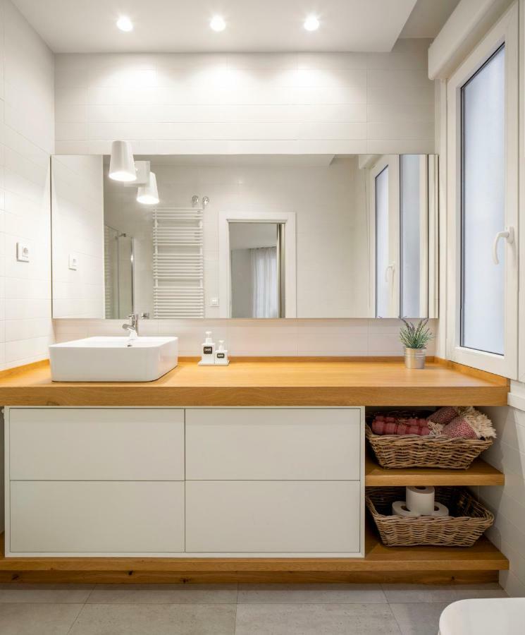 Great Location & 130M2! Guggenheim & Parking Apartman Bilbao Kültér fotó